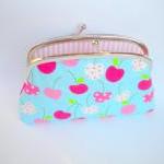 Large Coin Purse Wallet Made With Metal Clasp..